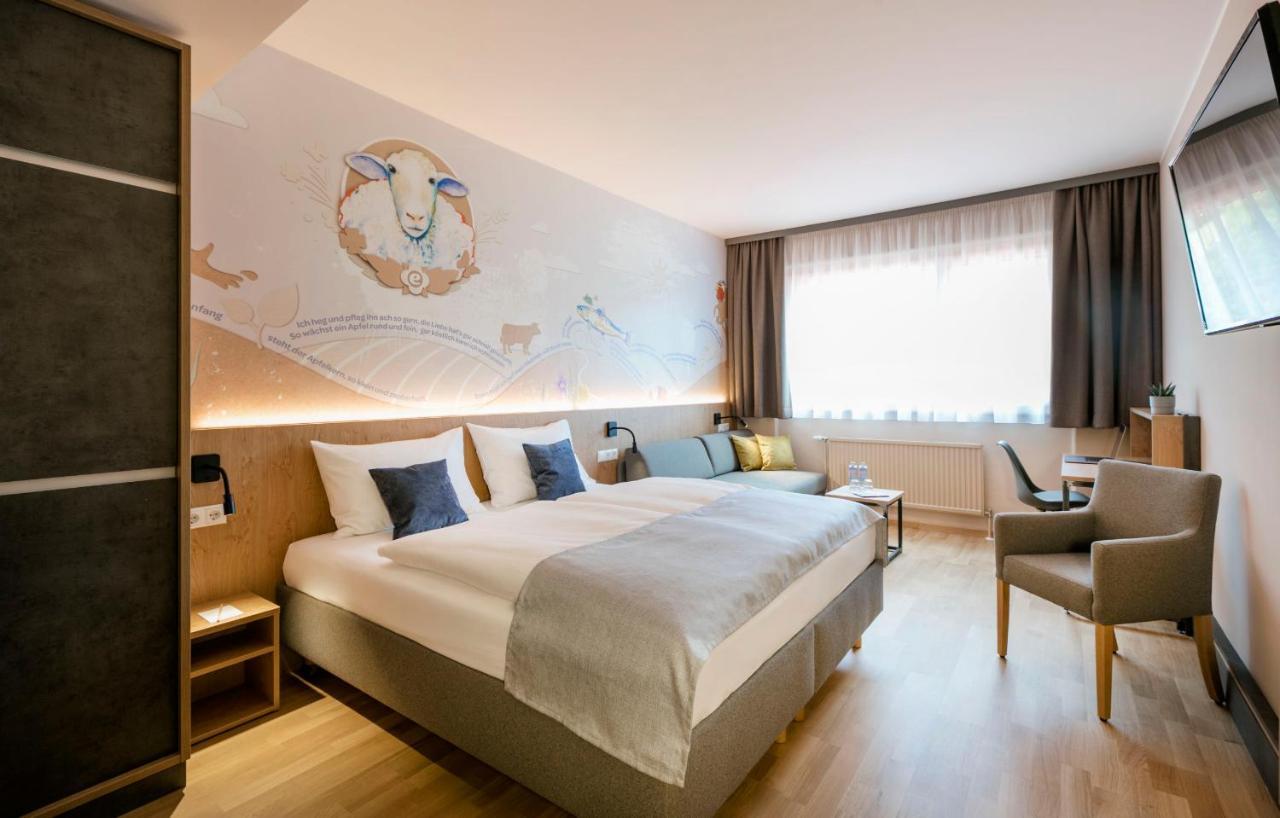 Jufa Hotel ويز المظهر الخارجي الصورة